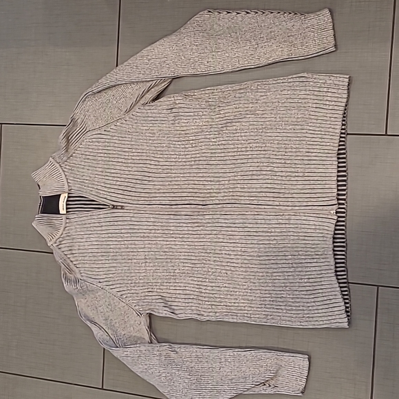 Dkny Other - DKNY Sweater XL